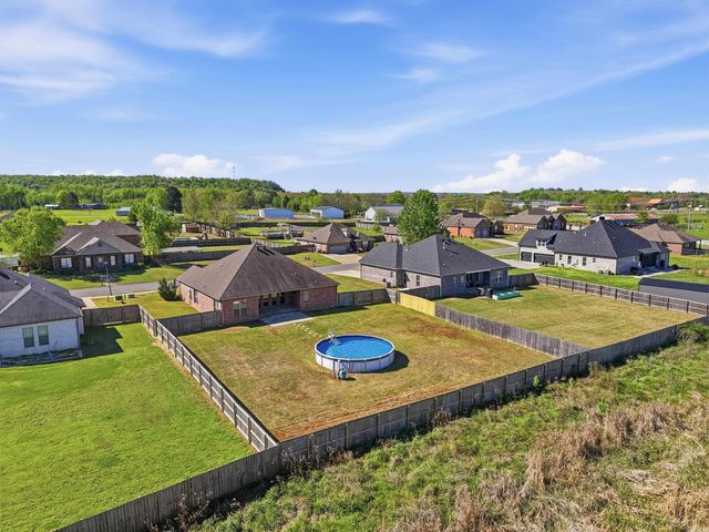 11 Palamino Drive, Vilonia, AR 72173