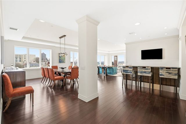 501 Grandview Ave 4001, Mt Washington, PA 15211