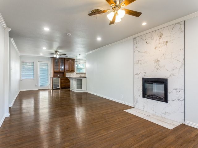 1404 Ravenwood Drive, Arlington, TX 76013