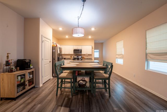 13522 Sunrise Mdw, St Hedwig, TX 78152