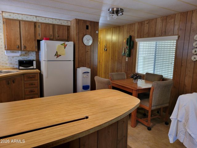 2460 E Main Street B6, Mesa, AZ 85213