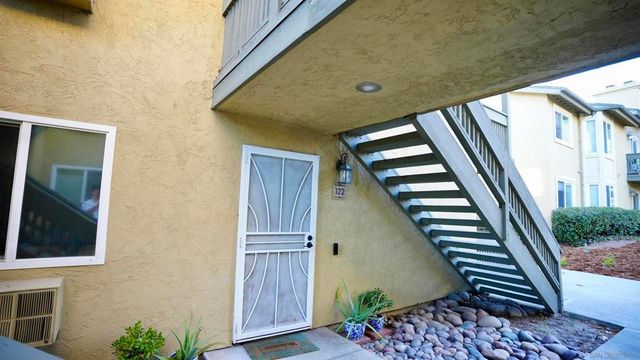 145 W El Norte 122, Escondido, CA 92026