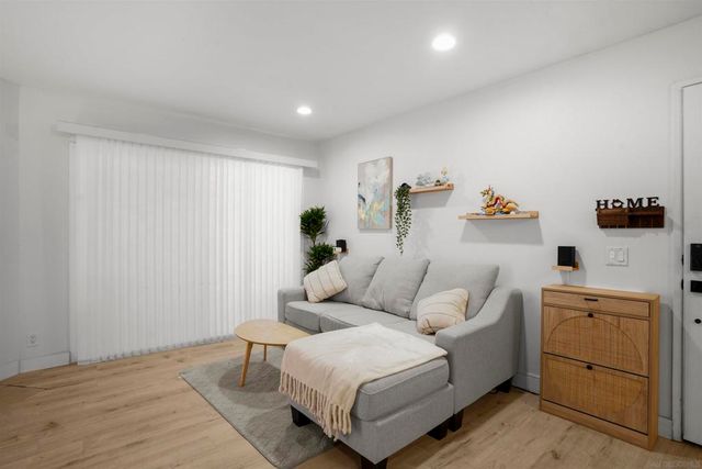 145 W El Norte 122, Escondido, CA 92026