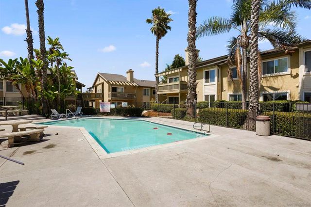 145 W El Norte 122, Escondido, CA 92026