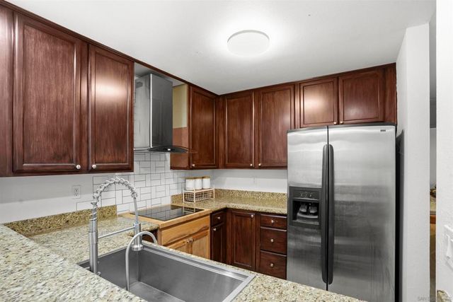 145 W El Norte 122, Escondido, CA 92026