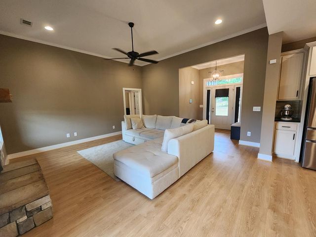 152 Mclendon Road, Fort Mitchell, AL 36856