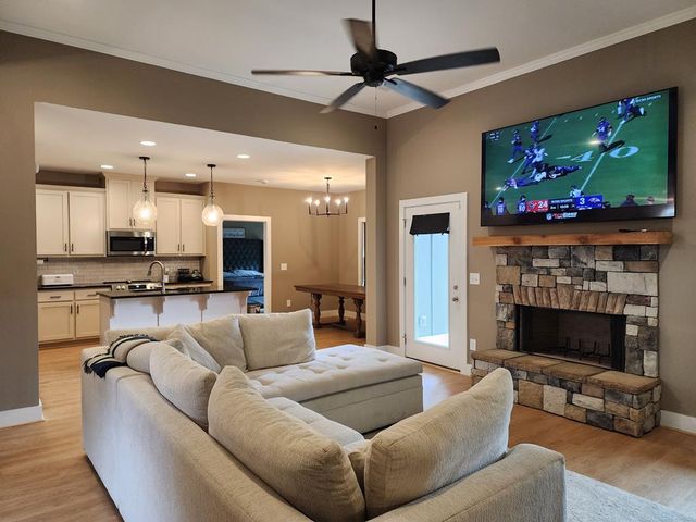 152 Mclendon Road, Fort Mitchell, AL 36856