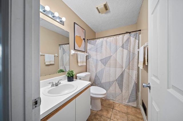 5398 Coral Berry Drive, 70D, Columbus, OH 43235