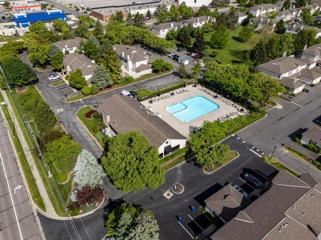5398 Coral Berry Drive, 70D, Columbus, OH 43235