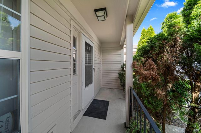 5398 Coral Berry Drive, 70D, Columbus, OH 43235