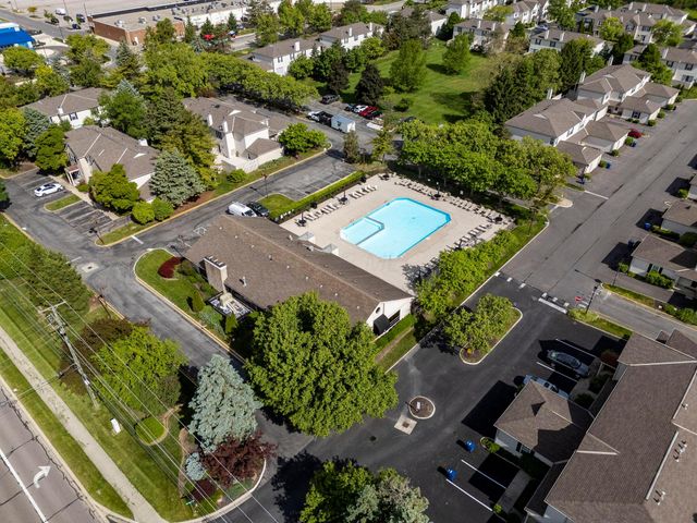 5398 Coral Berry Drive, 70D, Columbus, OH 43235
