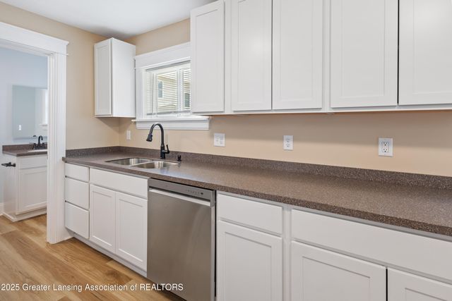 123 Ferguson Street, Lansing, MI 48912