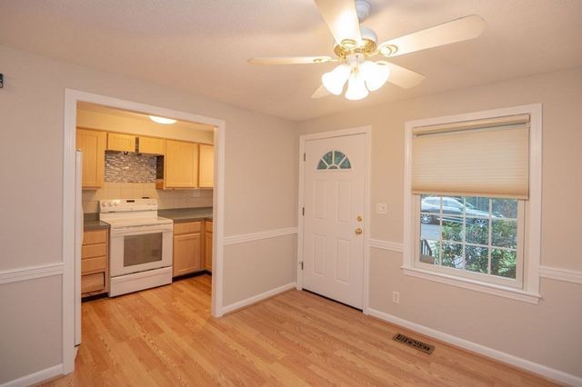 21 Capstan Way 37, Swampscott, MA 01907