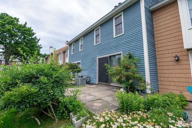 21 Capstan Way 37, Swampscott, MA 01907