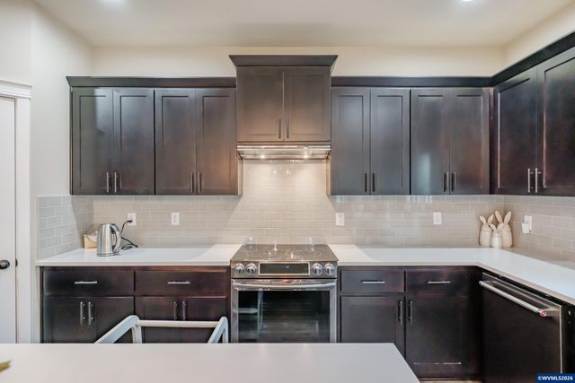 3150 Duane Ct SE, Albany, OR 97322