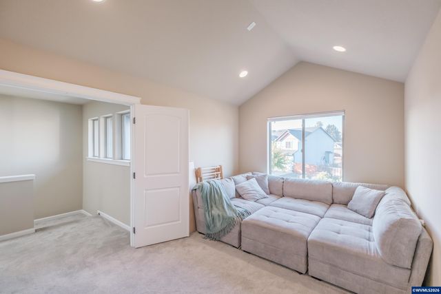 3150 Duane Ct SE, Albany, OR 97322