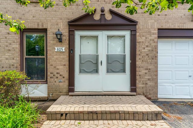805 Garfield Avenue, Libertyville, IL 60048