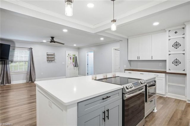 313 Skeet Club Road, High Point, NC 27265