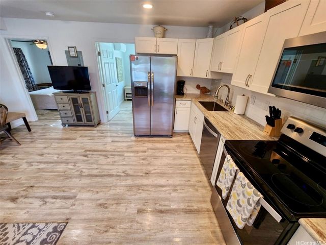 451 Lanae Way, Kailua, HI 96734