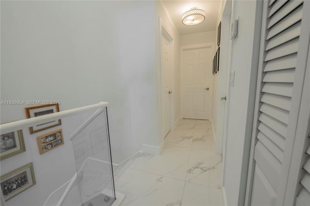 3525 Magellan Cir, Aventura, FL 33180