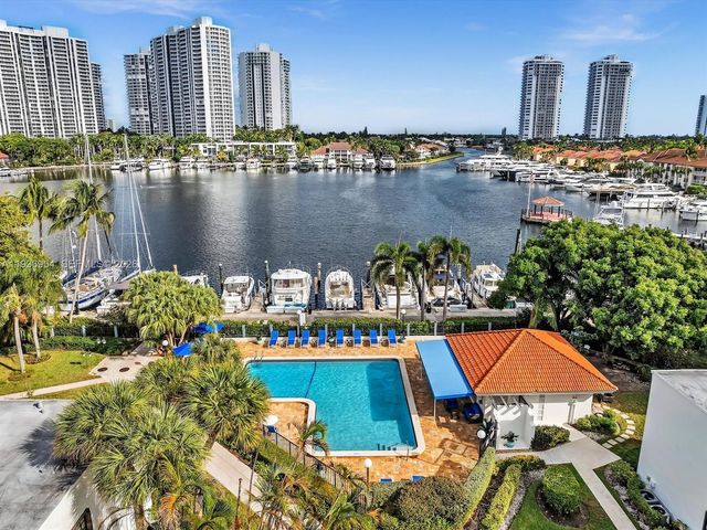 3525 Magellan Cir, Aventura, FL 33180