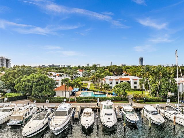 3525 Magellan Cir, Aventura, FL 33180