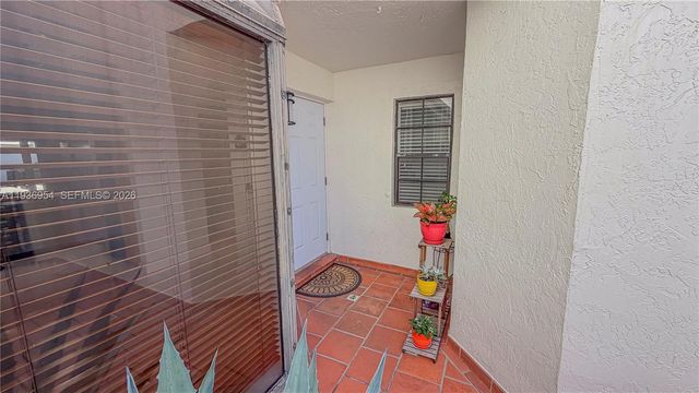 3525 Magellan Cir, Aventura, FL 33180