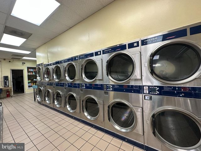 7355 LIMEKILN PIKE, Philadelphia, PA 19138