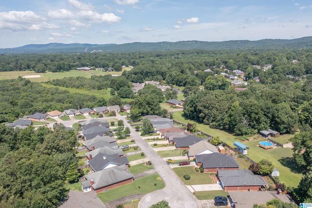 1521 HOLLY BERRY WAY, Anniston, AL 36207