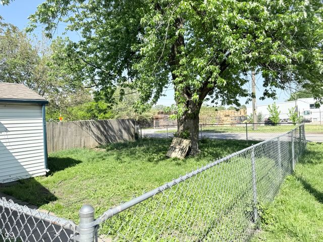 1736 S Belmont Avenue, Indianapolis, IN 46221