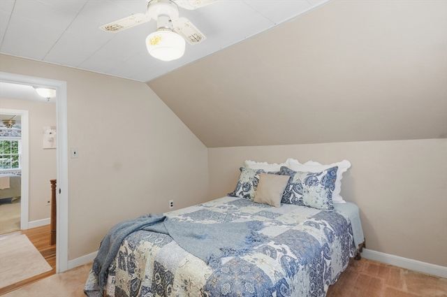 21 Oakwood Ave, Saugus, MA 01906