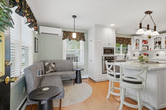 21 Oakwood Ave, Saugus, MA 01906