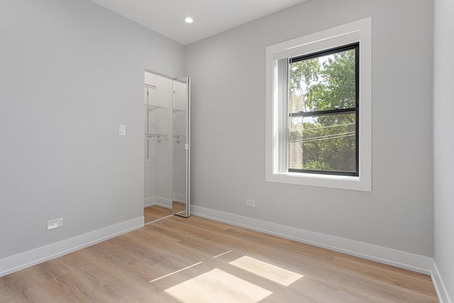 1550 W Juneway Terrace 2D, Chicago, IL 60626