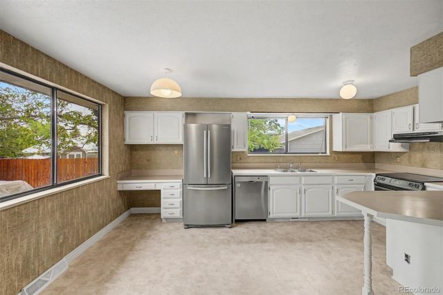 9309 W 76th Avenue, Arvada, CO 80005