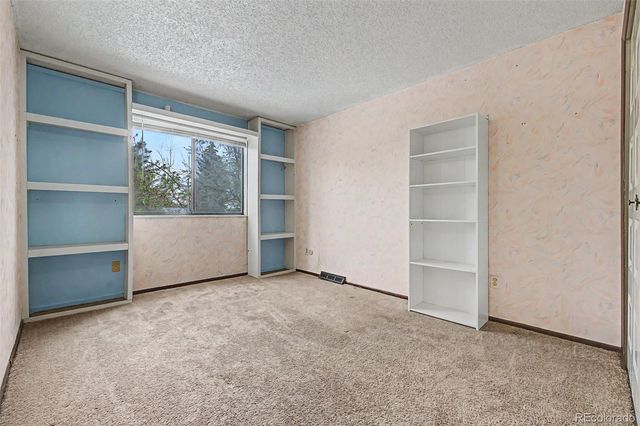 9309 W 76th Avenue, Arvada, CO 80005
