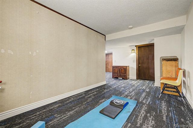 9309 W 76th Avenue, Arvada, CO 80005