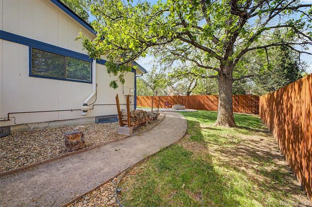 9309 W 76th Avenue, Arvada, CO 80005