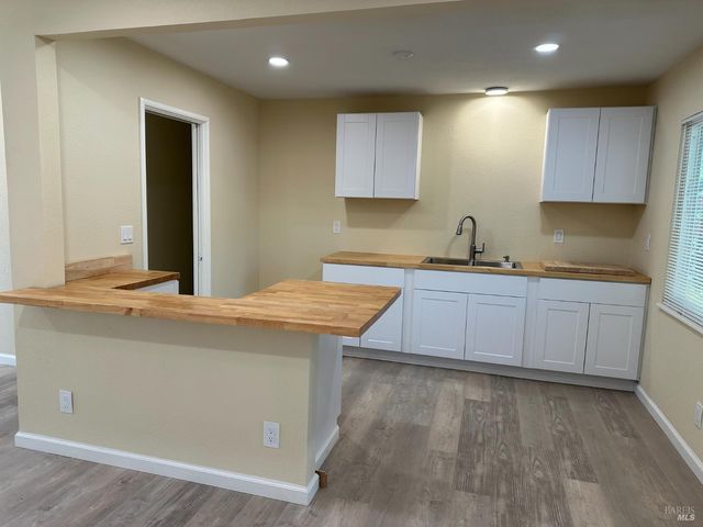 1804 S Dora St, Ukiah, CA 95482