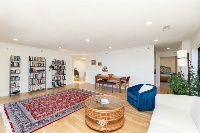 1 Seal Harbor PH16, Winthrop, MA 02152