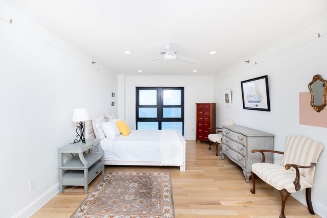 1 Seal Harbor PH16, Winthrop, MA 02152