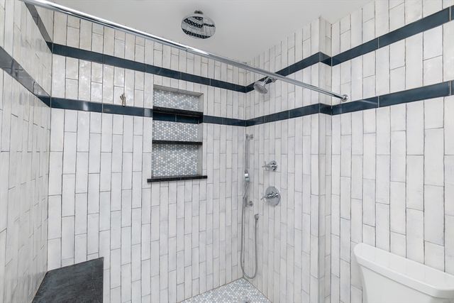 1 Seal Harbor PH16, Winthrop, MA 02152