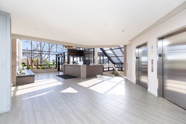 1 Seal Harbor PH16, Winthrop, MA 02152