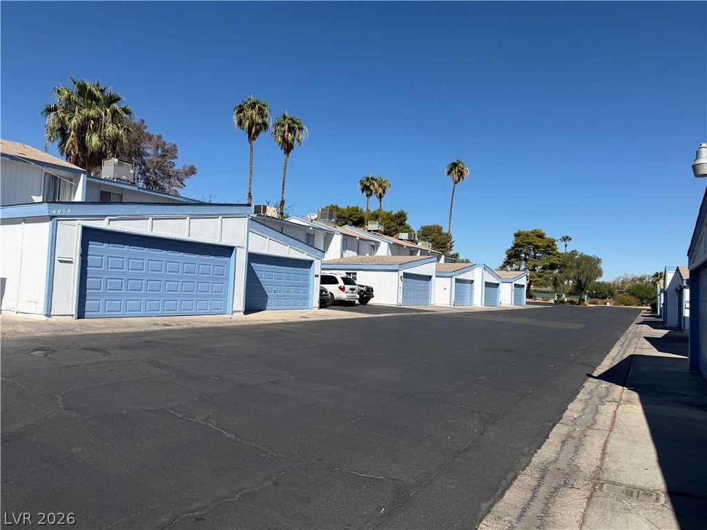4056 Gold Coast Drive, Las Vegas, NV 89121 — photo 2