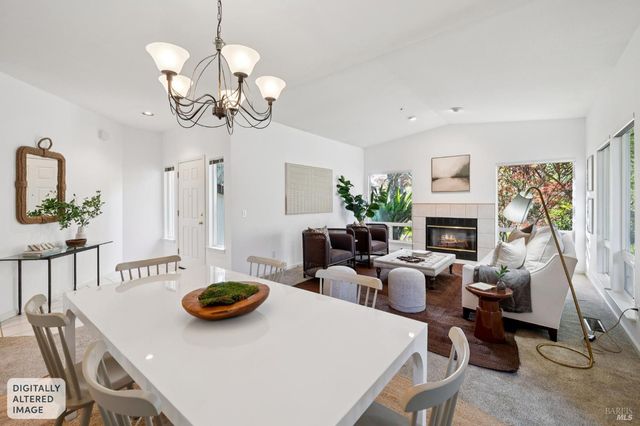 614 Deerfield Ln, Petaluma, CA 94952