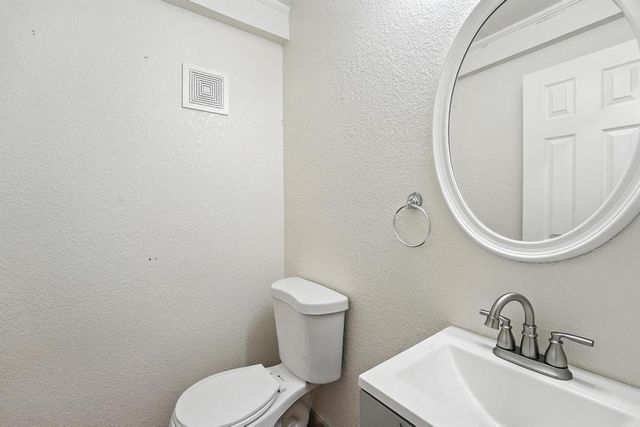 4142 Montgall Avenue, Kansas City, MO 64130