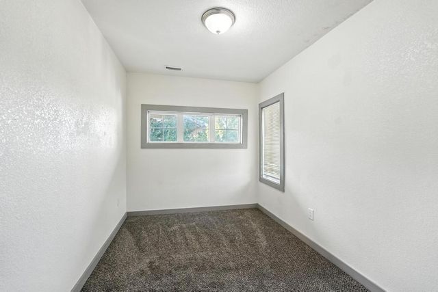 4142 Montgall Avenue, Kansas City, MO 64130