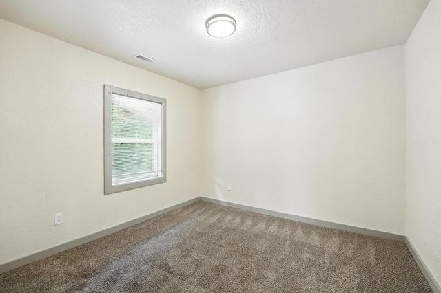 4142 Montgall Avenue, Kansas City, MO 64130