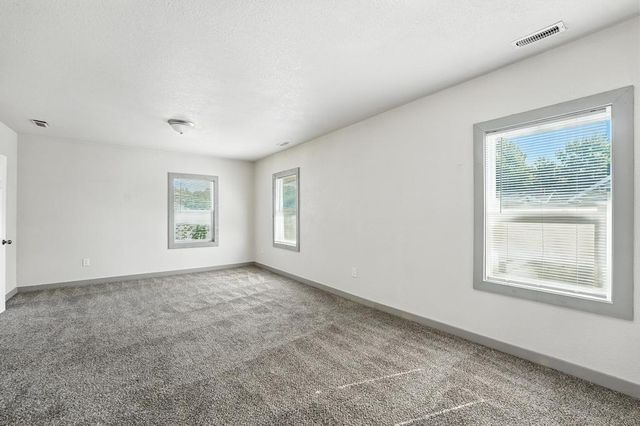 4142 Montgall Avenue, Kansas City, MO 64130