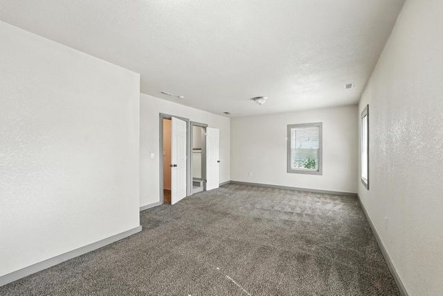 4142 Montgall Avenue, Kansas City, MO 64130