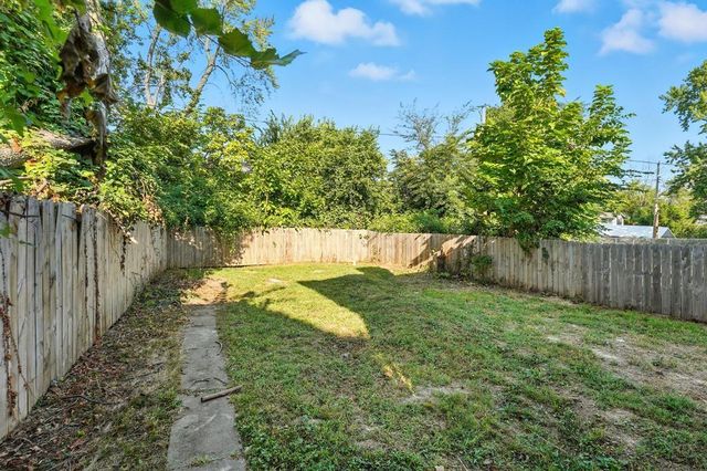 4142 Montgall Avenue, Kansas City, MO 64130